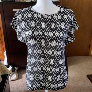 Forever 21 black and white blouse